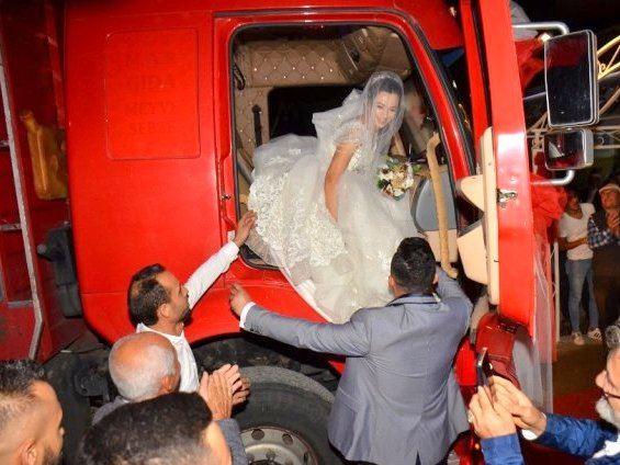 Lastwagen als Brautkutsche