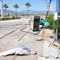 Antalya: Auto rast in Tankstelle