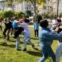 Antalya: Mädchen prügeln sich