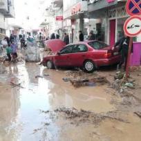 Kumluca: Regen überflutet Strassen