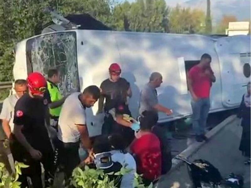 2024-11-Antalya-Toter-bei-Bus-Unfall